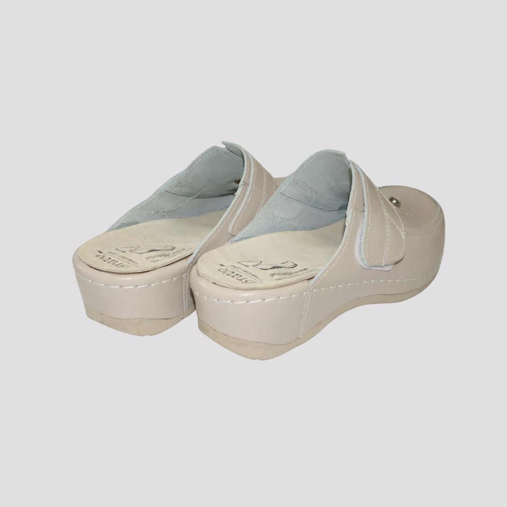 SCANDINAVIAN klompe -703